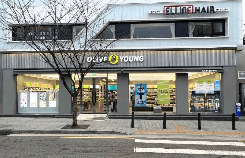 올리브영 신촌명물거리점