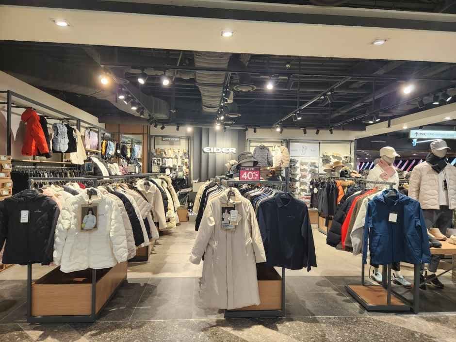 아이더 NC 신구로점