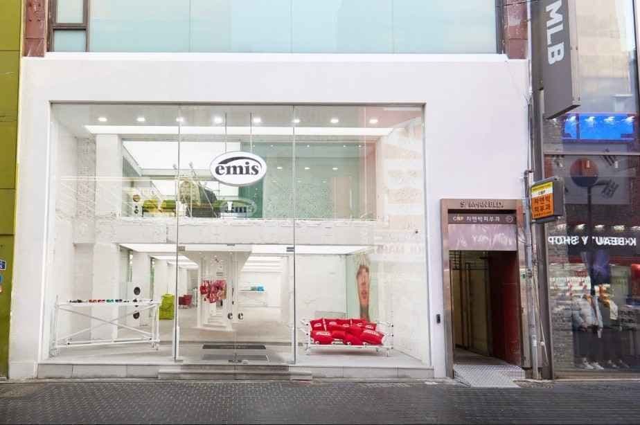 이미스 플래그십 스토어 명동