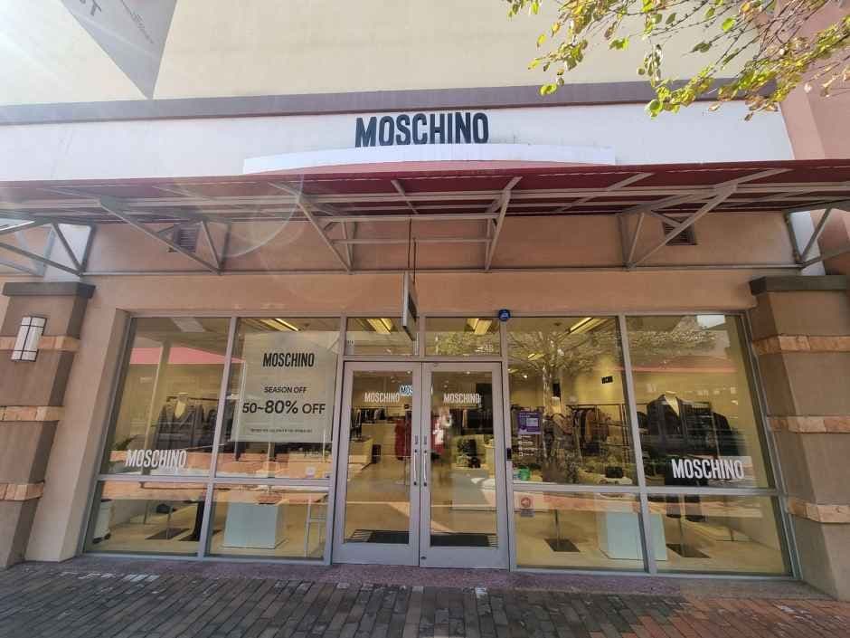 모스키노 신세계사이먼프리미엄아울렛 여주점