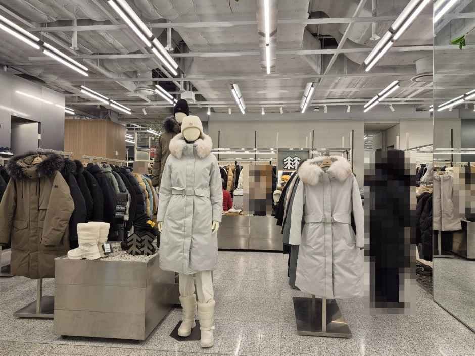 코오롱스포츠 현대백화점 더현대 서울