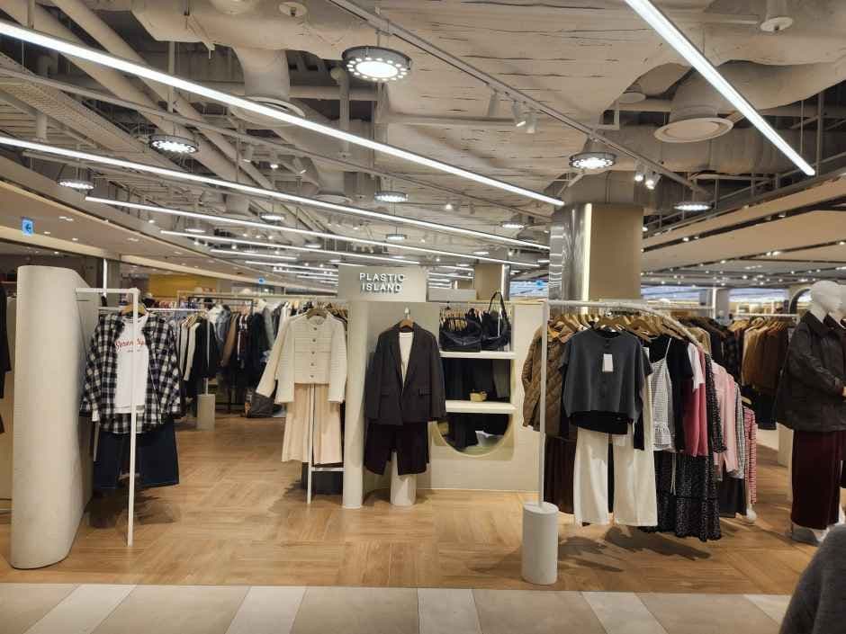 플라스틱아일랜드 타임스퀘어점